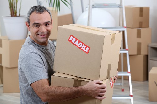 Moving truck service for Marylebone residential streets