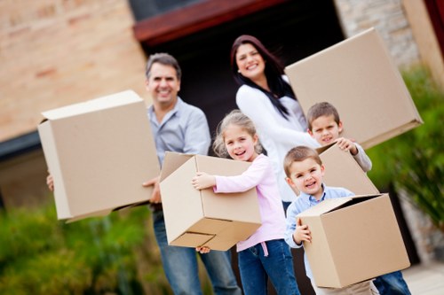Packing and transport support for a commercial relocation in Marylebone